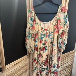 Alice + Olivia Cream Floral Scoop-Neck Dress with Red & Green Blooms